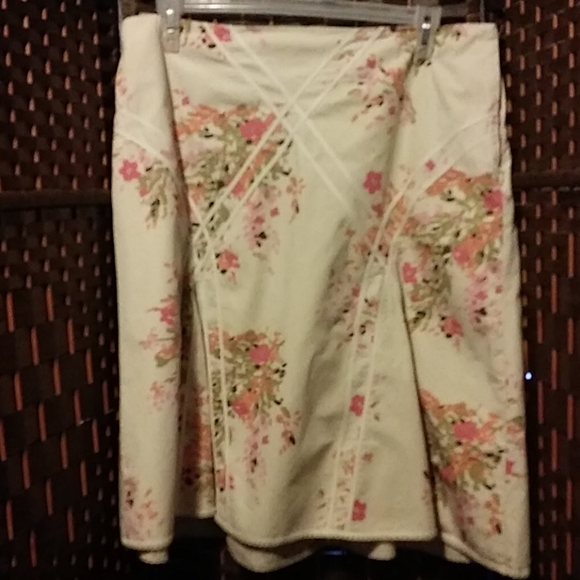 Venezia Skirt with flowers - Picture 1 of 7